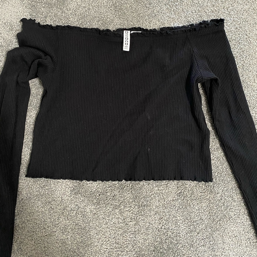 Long sleeve crop top